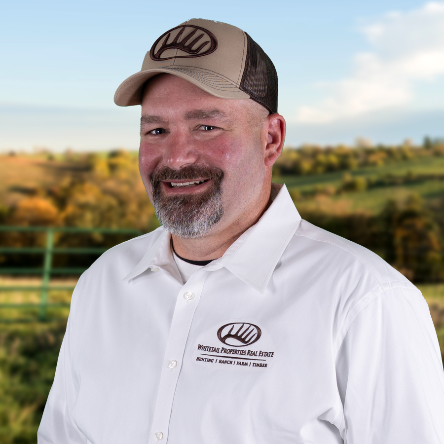 Clint Carlson Profile Headshot