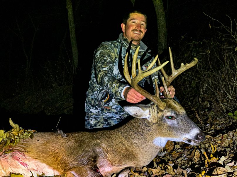 C82910E9-AA02-4B1F-B17F-1624295F8DA3