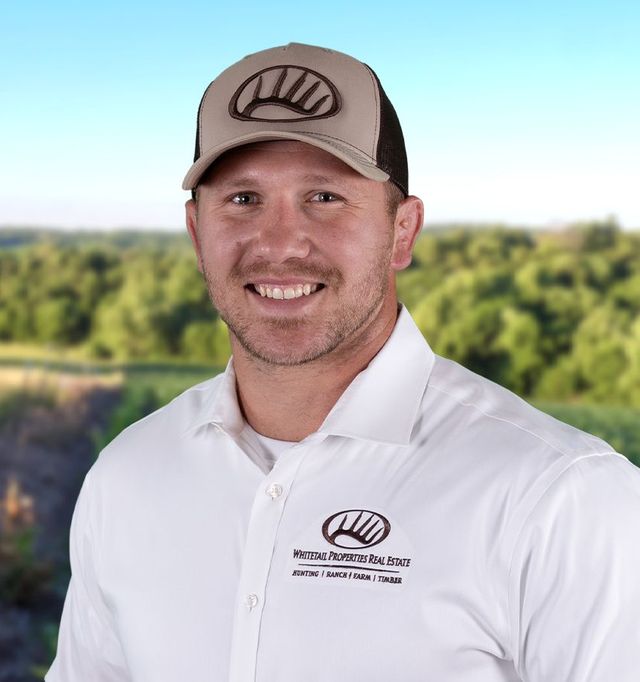 Dustin Williams_2025 Agent Headshot