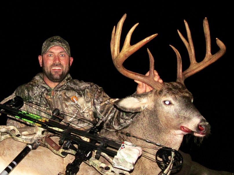 27526192-unknown (2)