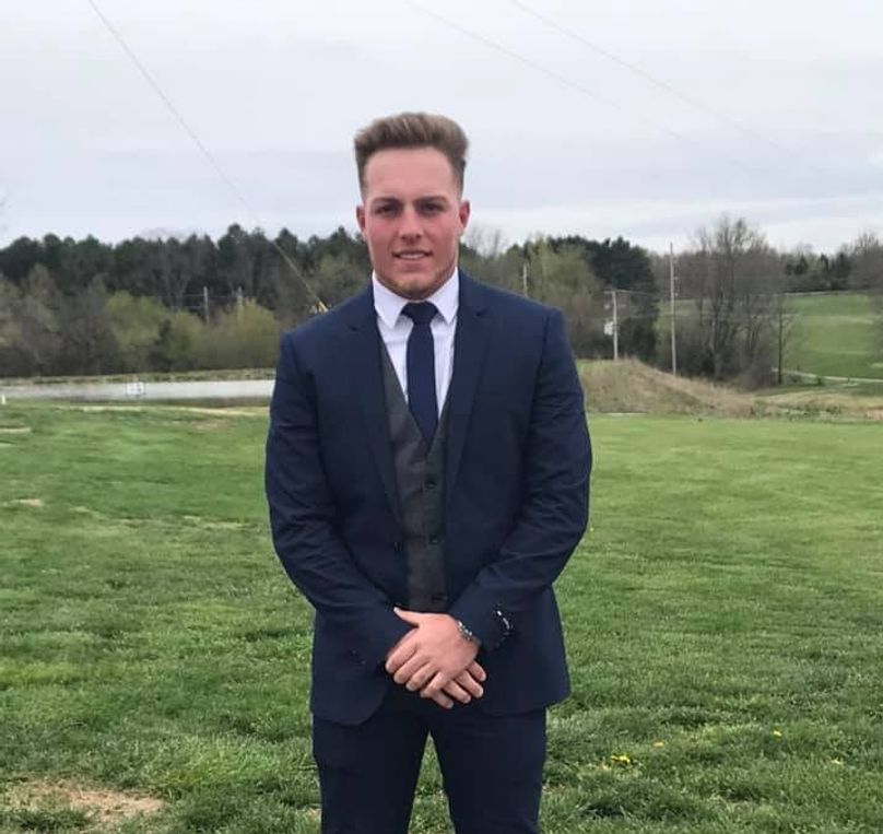 56904990_10157041026181390_2459830776619859968_n - Carter Roth