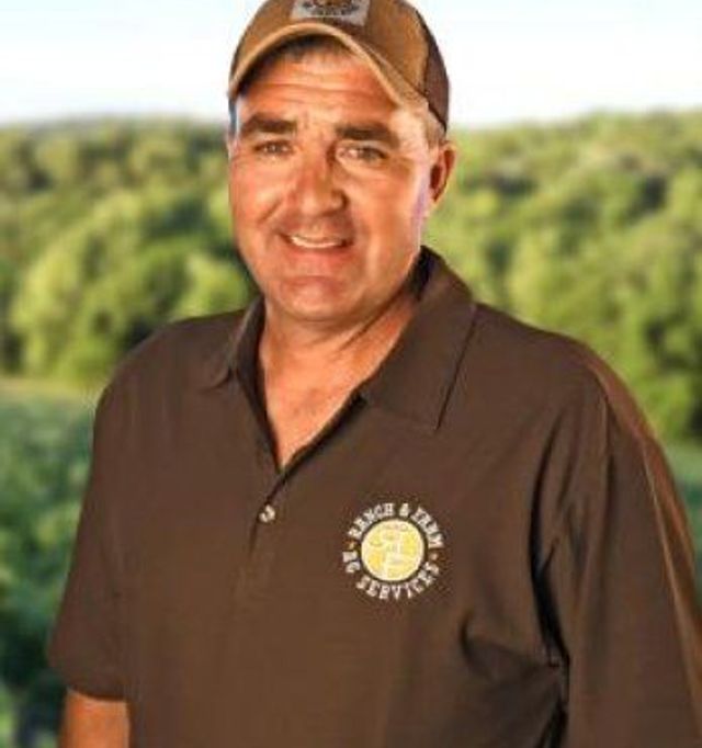 new_agent_pic_doug_ruth__medium-eafe3216330dd92eb03af223f10107ec