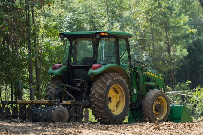 5 Best Uses for the John Deere Gator