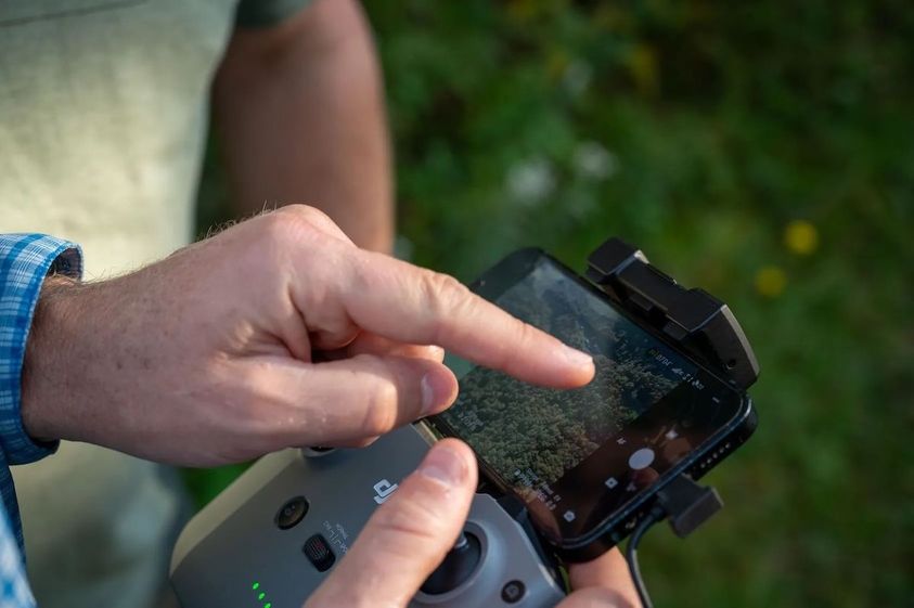 6.Using Deer Tracking to Identify Prime Hunting Locations