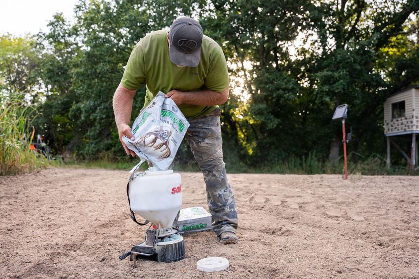 Evening Hunts_ Take Advantage of Whitetail Deer Feeding Patterns-6