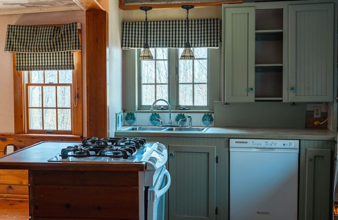 704CedarGrove_Dresden-3