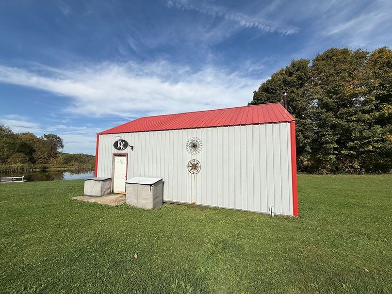 Cayuga_55.02_Herman Photo 21