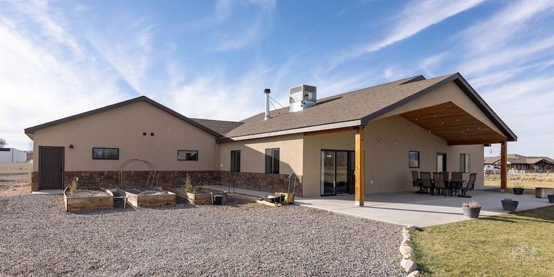 1809 Snaffle Bit Road-25