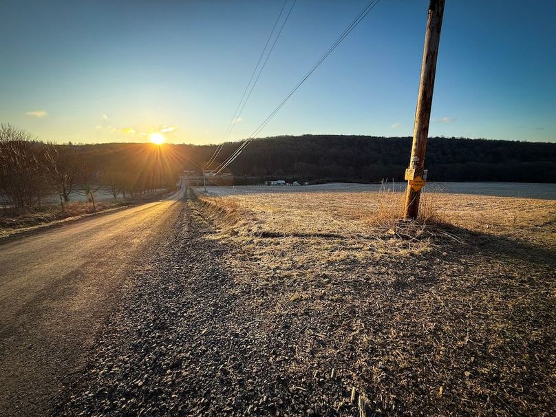 Cayuga 32 Stoyell Photos 33