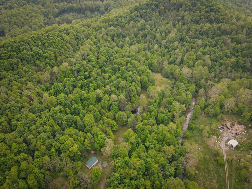 dji_fly_20230512_184018_685_1683931301394_photo