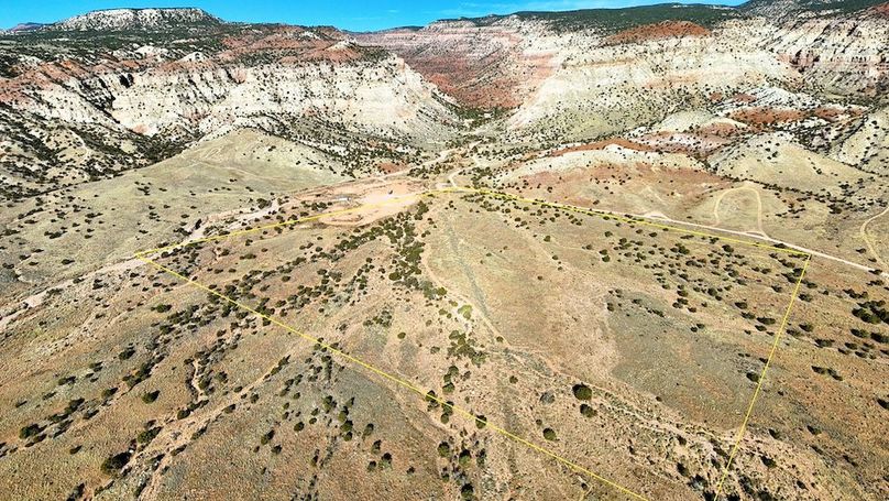 Sevier 60 Gravel and Yard18