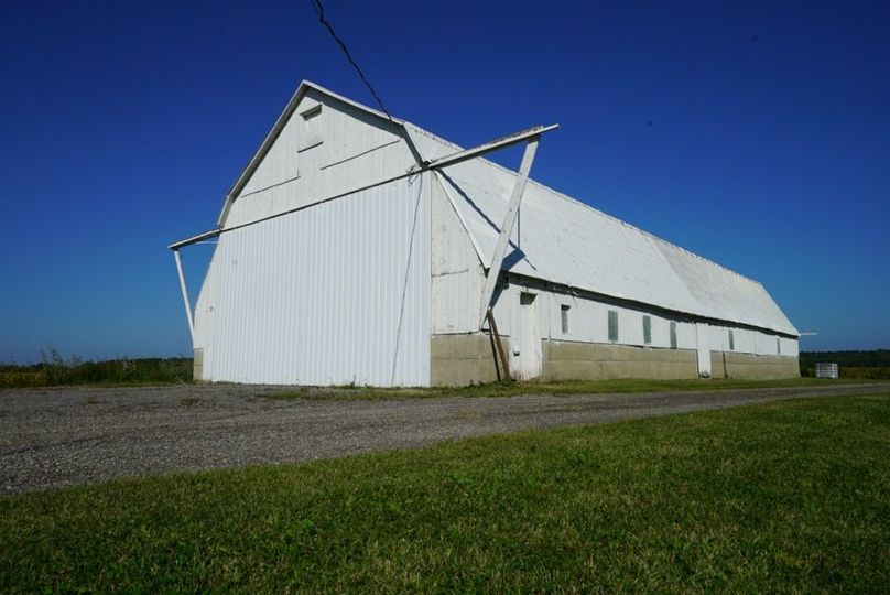 Barn 1