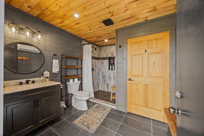 064 the bunkhouse wash room