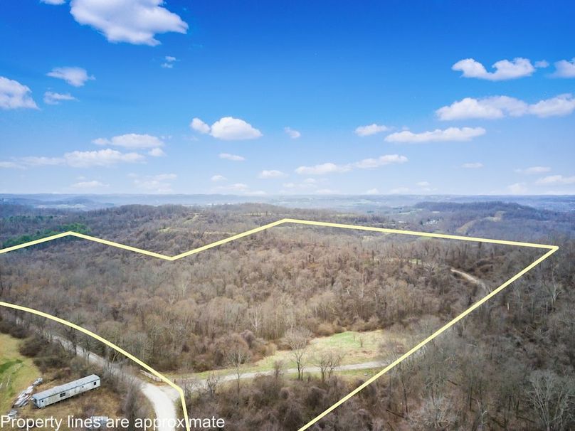 12-zj 46444 Parry Hollow Rd010 Lot lines