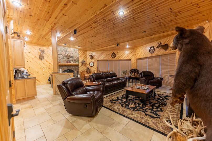 Ogemaw MI 475 Featured Pro Photo--38