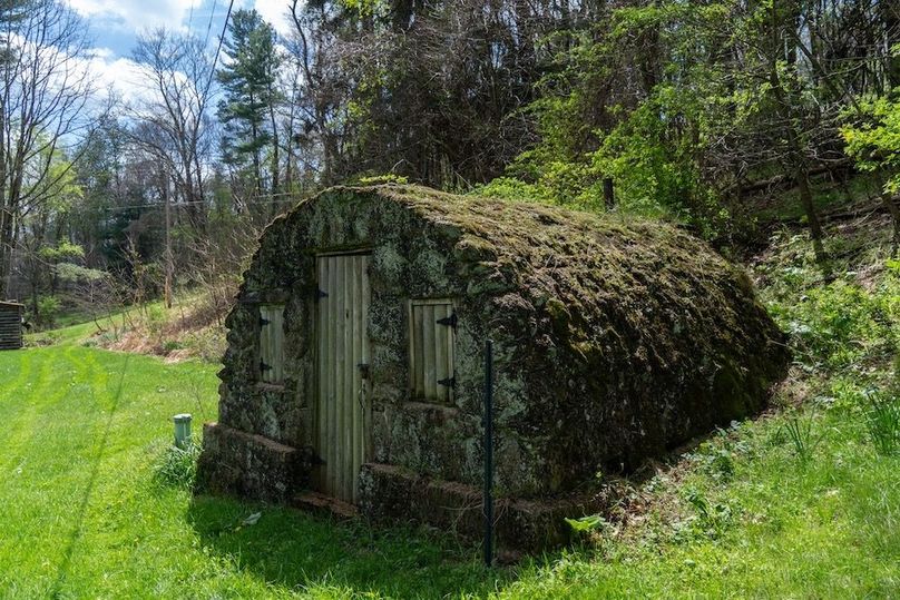 Indiana, 211-017