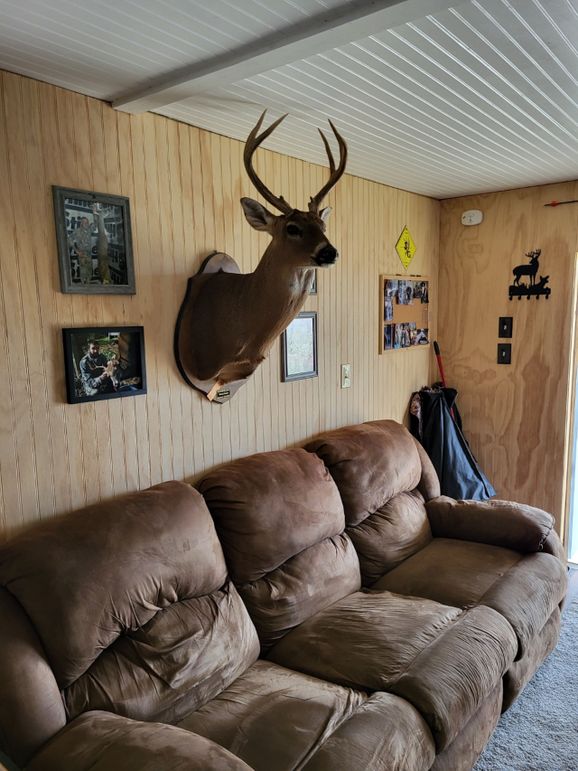 4A4ACC0C-C202-4885-BA23-7322796A2F3A