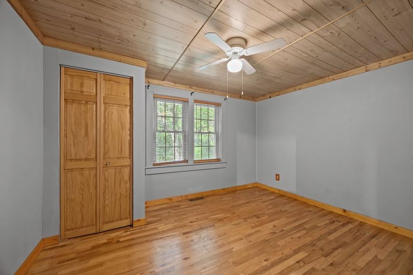 38-web-or-mls-58 Stillhouse Branch Rd 068