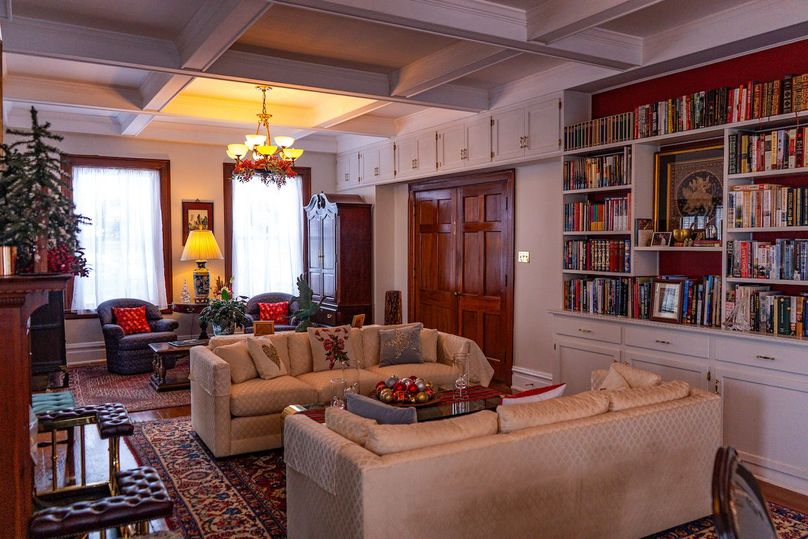 Lewis, WV 246 E 1st Wyllie-012