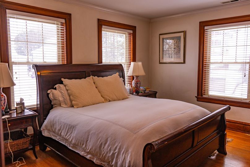 Lewis, WV 246 E 1st Wyllie-036