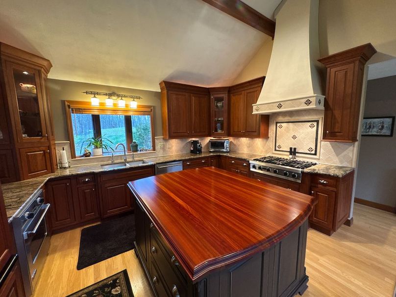 Calhoun, WV 132.84 AC Szegi 2-015