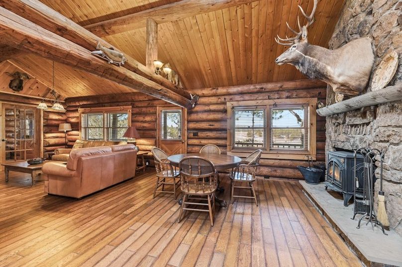 03 - Great Room_Living Area