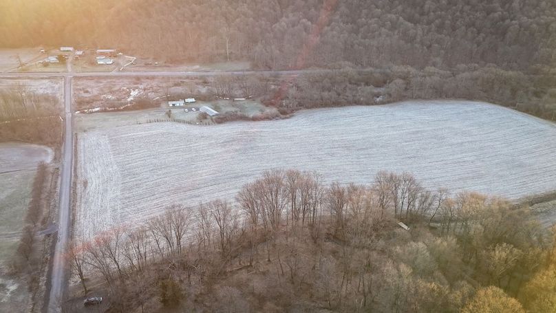 Cayuga 32 Stoyell Photos 30