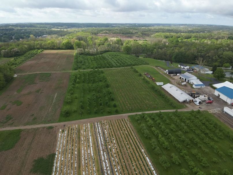 DJI_20260428101446_0014_W