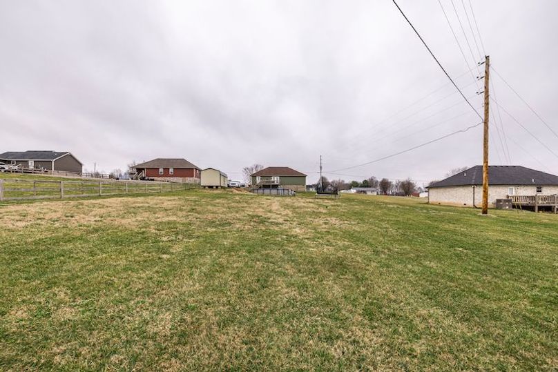 420 Jack Porter Rd-18