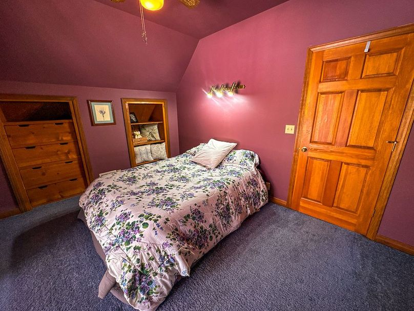 Calhoun, WV 132.84 AC Szegi 2-061