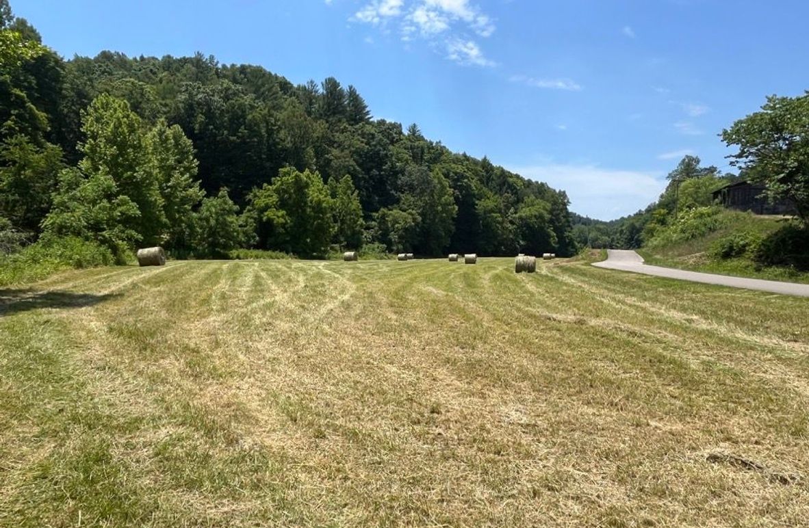 001 rolling that hay-2