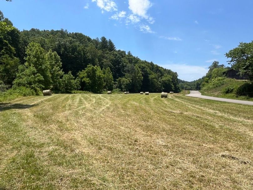 001 rolling that hay-2