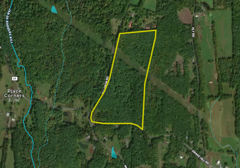 GC 60.99 Lot#2 Water Features Map