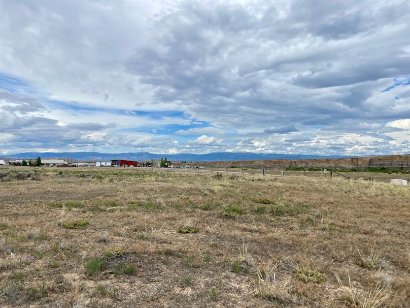 113C13CC-C1EC-4992-8EDE-9A1CFDA93CB1_1_201_a