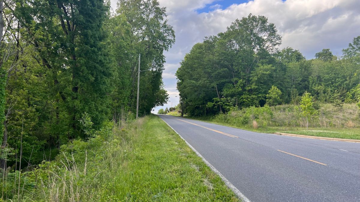 Large Foothills Residential Tract Whitetail Properties