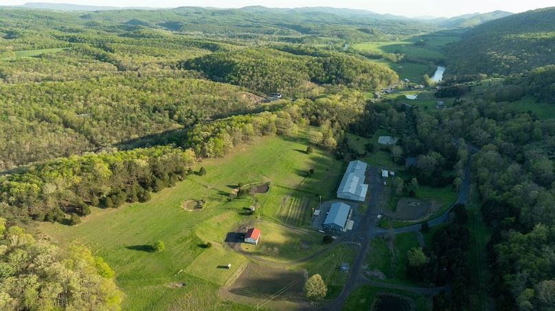 Hampshire WV 106 Featured_Pro Photo-93
