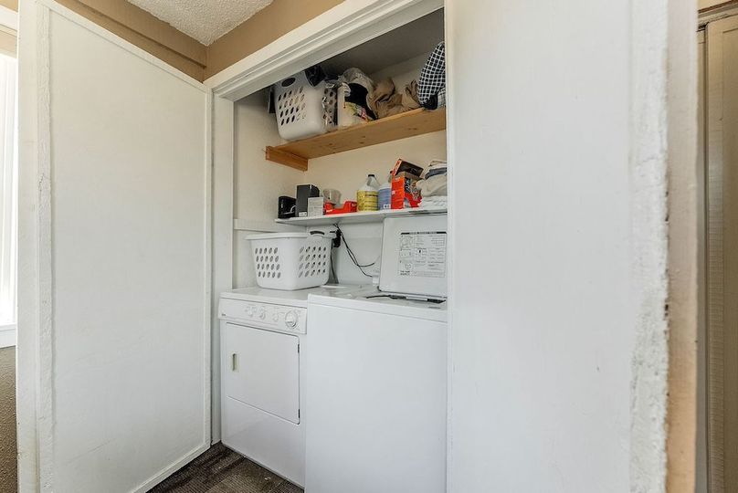 13-web-or-mls-120 SE Lake Dr-43