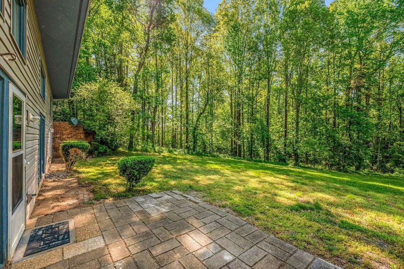 57-68-web-or-mls-279 Poplar Rd exterior-7
