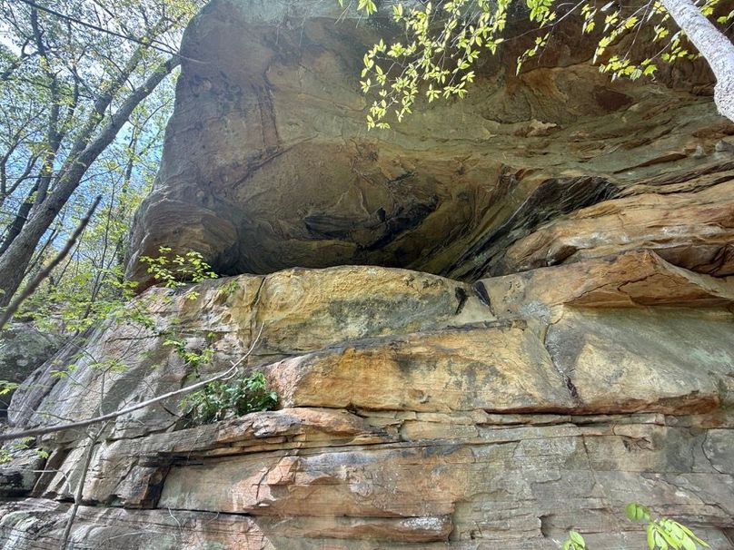 008 check that mini cave out half way up the face