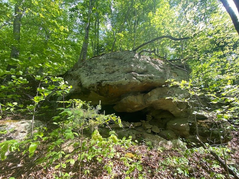 004 cool mini cave near the ridge top copy