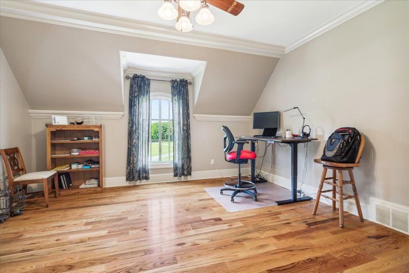 35-35-1528249m-5300 Raleigh Lagrange Dr