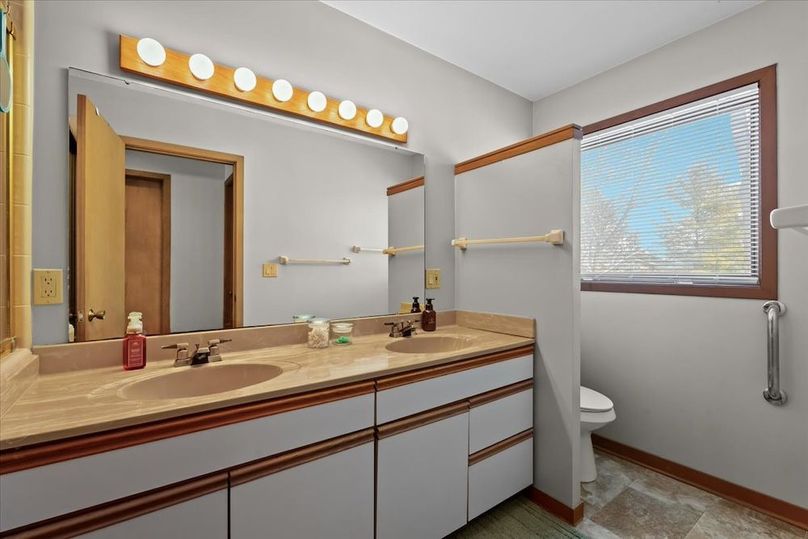 23-6055 Shaftsburg Rd