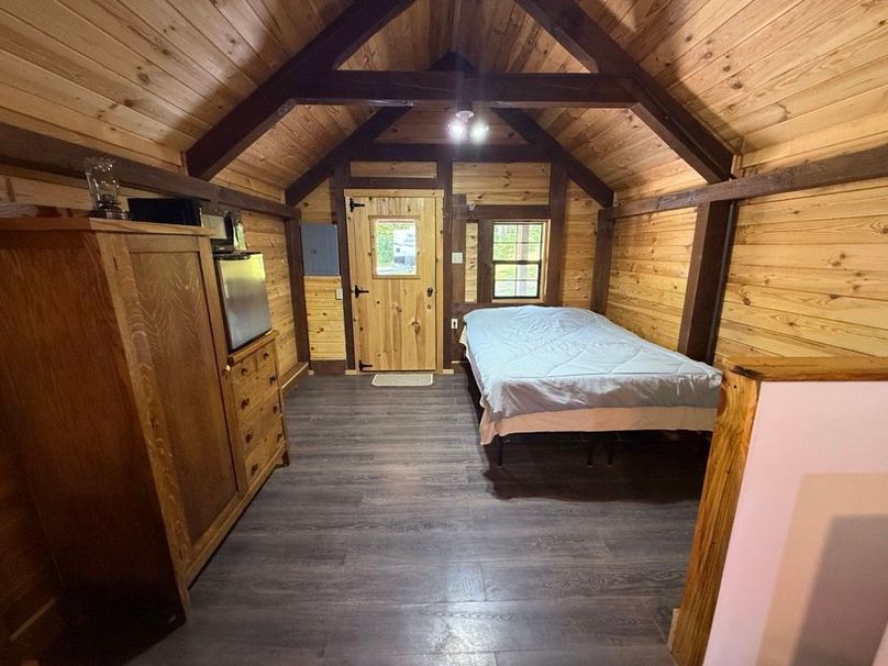 038 the front sleeping area of cabin 2