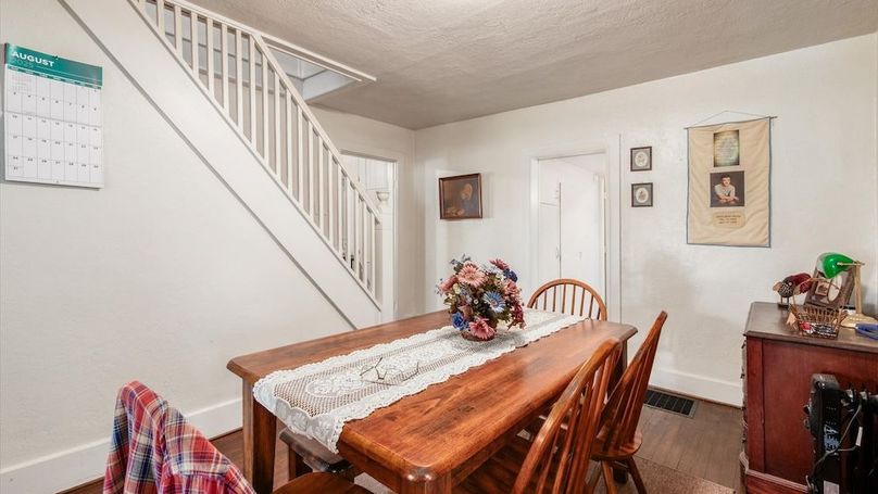 48-z 2076 Mt Vernon086