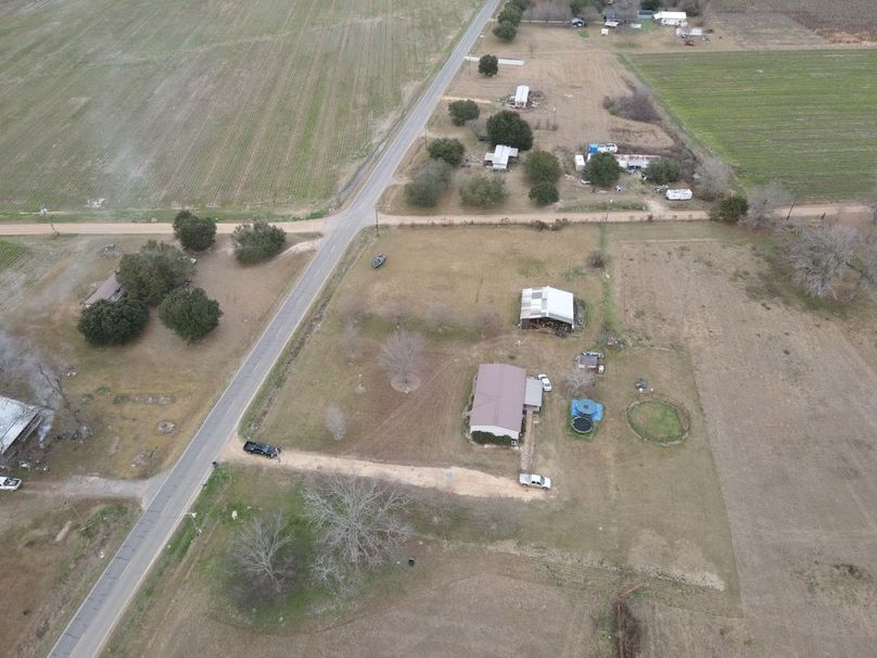 dji_fly_20251227_153716_764_1766871449214_photo