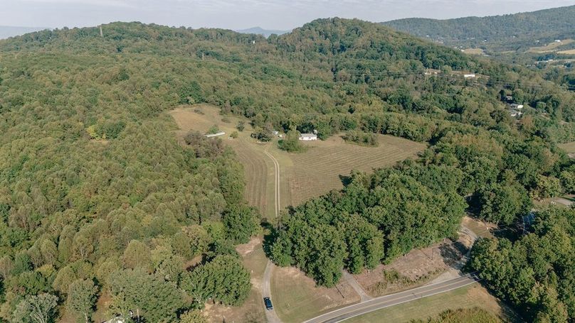 Miller-Hawkins pic 3