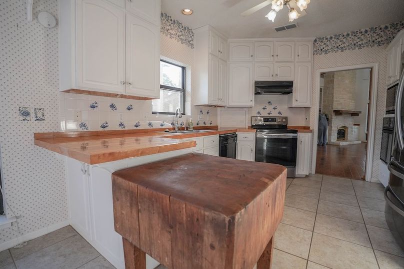 Bell 33.24 Updated Photos 8-8-25-29