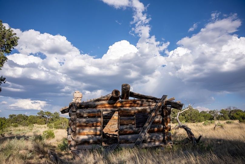 Log cabin