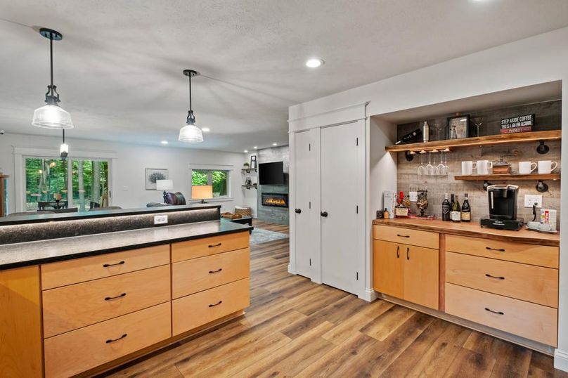 82 Guest House Kitchen 3