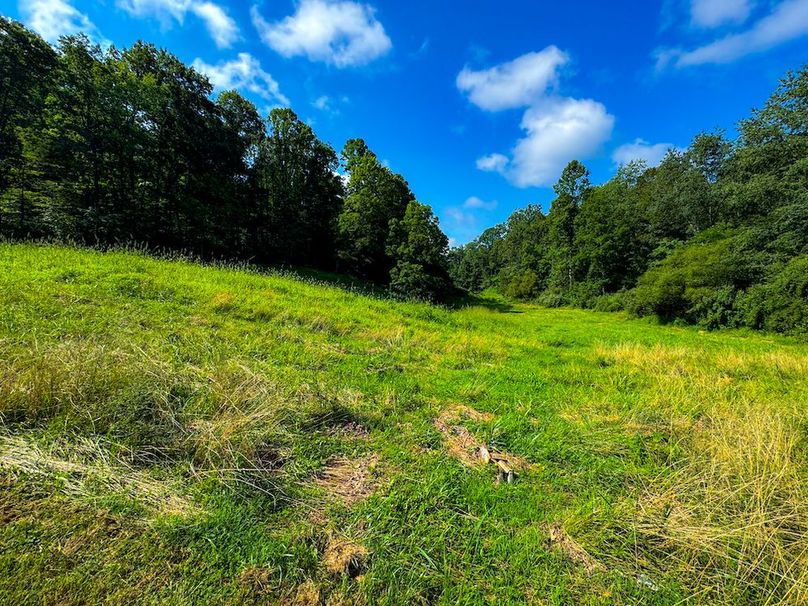 Lewis, WV 105 AC Miller-82